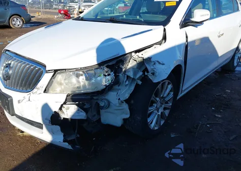 2013 Buick Lacrosse Leather Group из США, поврежденный, VIN 1G4GC5E32DF320019